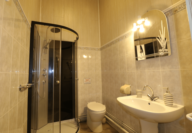 Salle de bain suite familiale